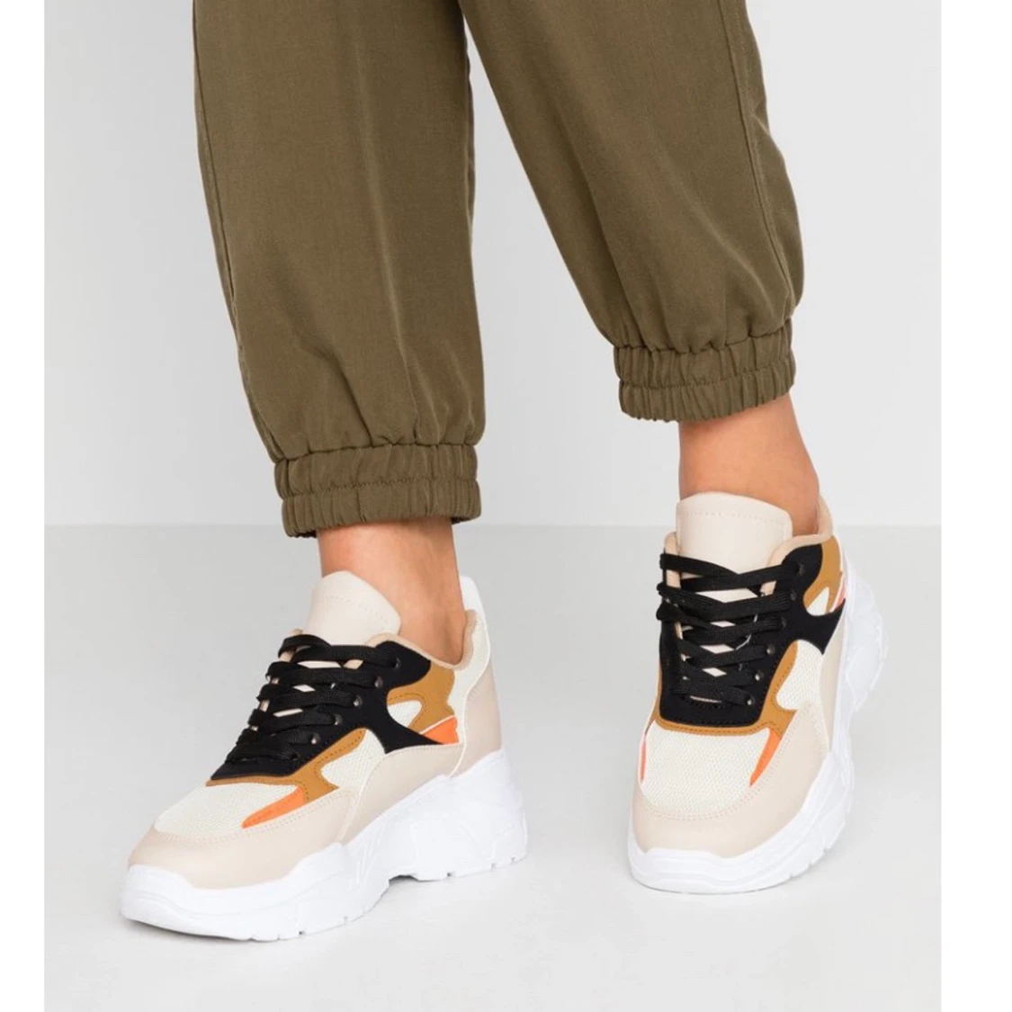 Glamorous (Skinnimitation/textil) - 91