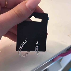  - Jättefina örhängen