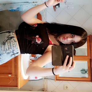 H&m topp - Topp som passar S och L