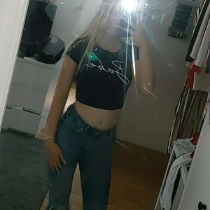 Babe tröja  - Använd 2 gånger.