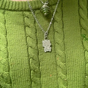 hellokitty halsband - Säljer detta hello kitty halsband som jag köpte i norge❤️✨ 