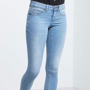 Kristen jeans från tricot | Plick Second Hand