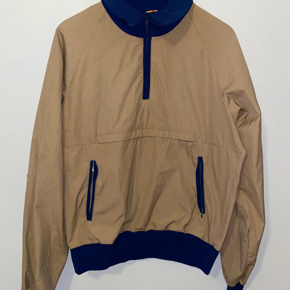 Wind jacket