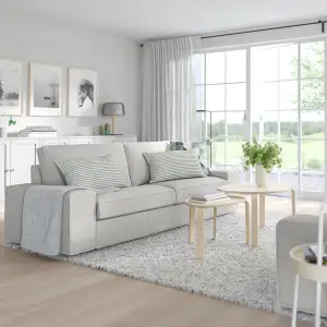 Ny Kivik tresitsig soffa i ljusgrå färg, säljer pågrund av flytt, använd ca 3 månader. Skriv för mer bilder!!