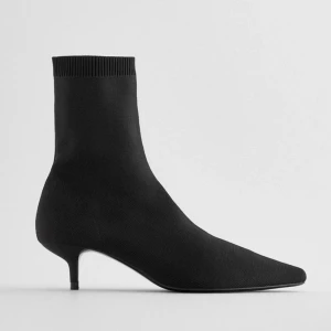 Taxklack  - Säljer dessa fina taxklackarna i storlek 38. Nyskick! 