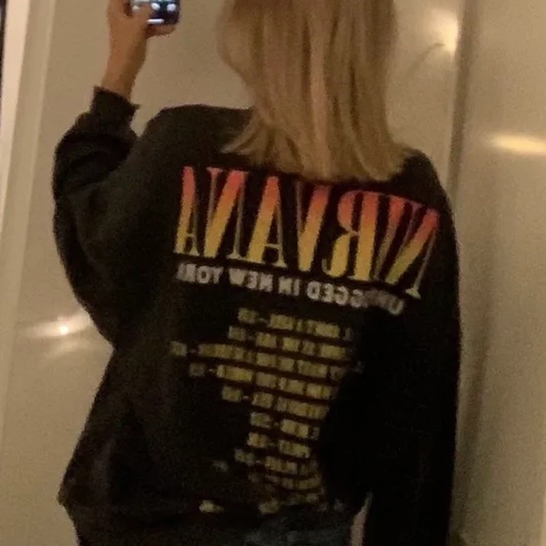 Nirvana sweatshirt strlk M - 90