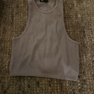 Zara lila linne💜 - säljer detta fina lila linne från Zara!💜 St XS