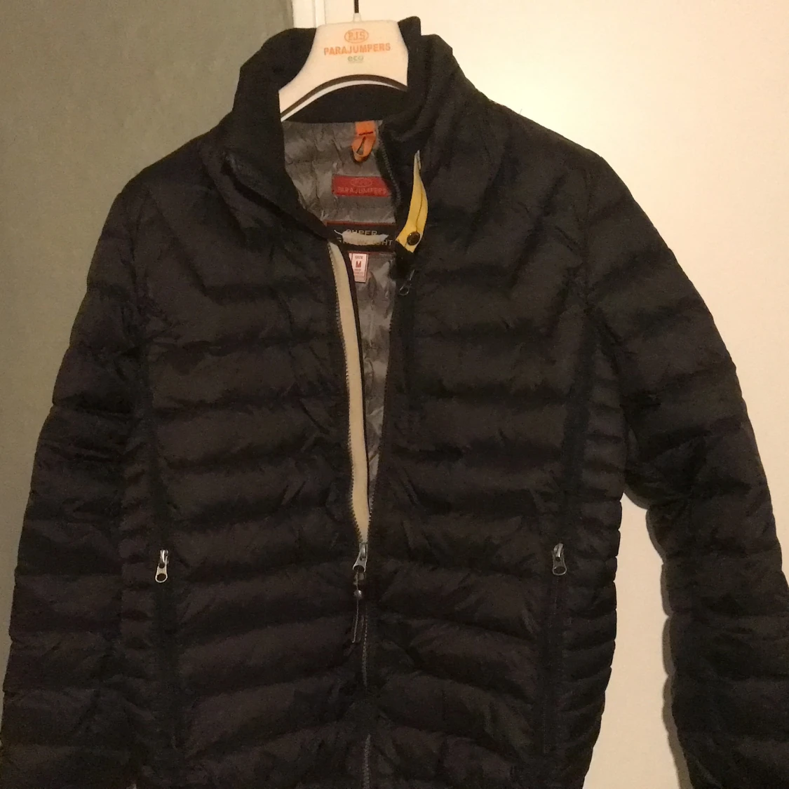 Parajumper Leight Weight 