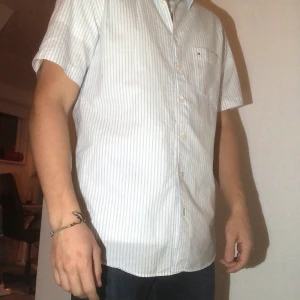 Tommy Hilfiger skjorta  - Storlek: M COND: 10/10