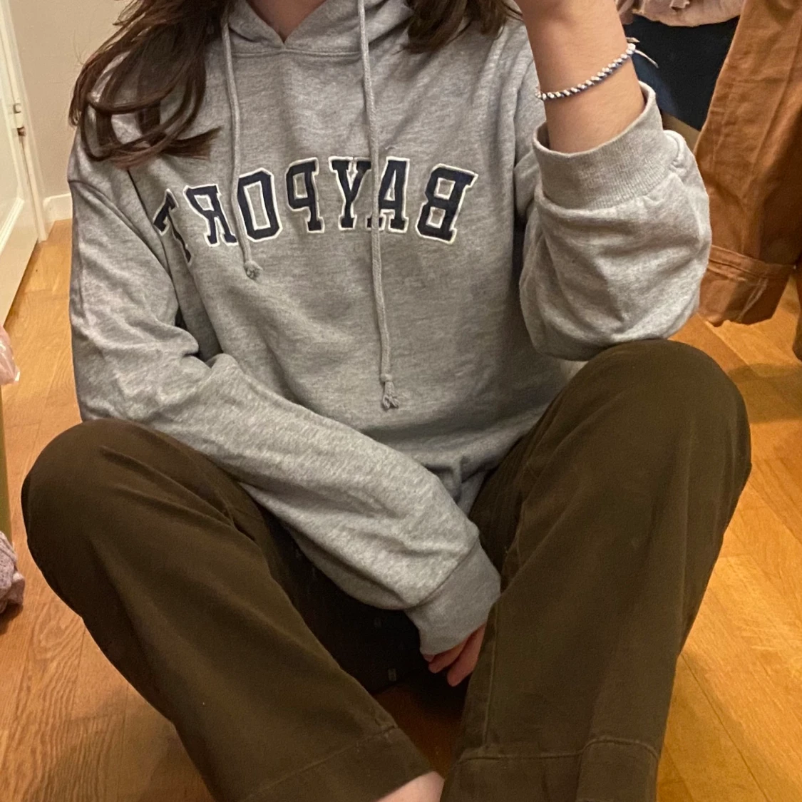 Pull and bear hoddie - 90