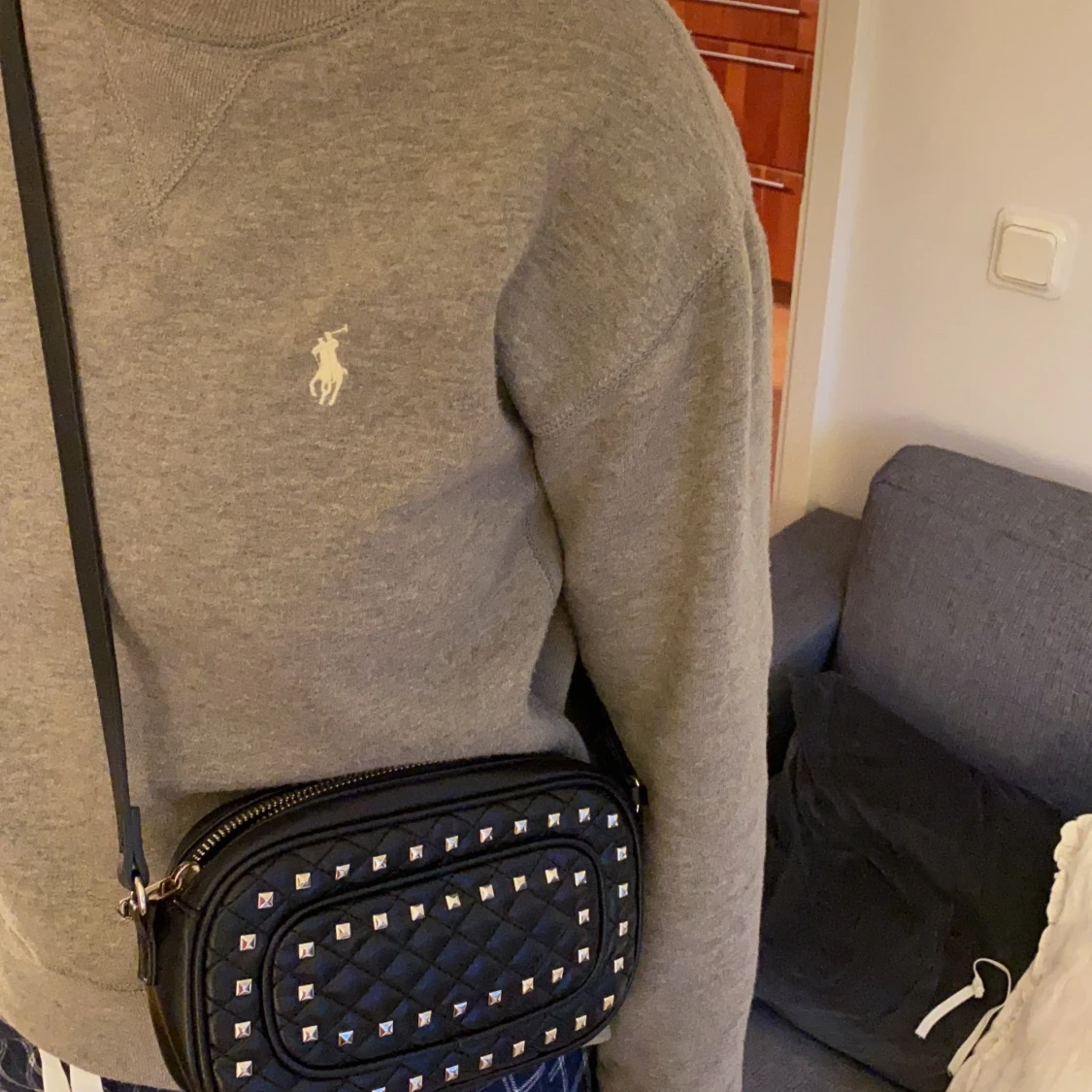 Zara väska med nitar - 90