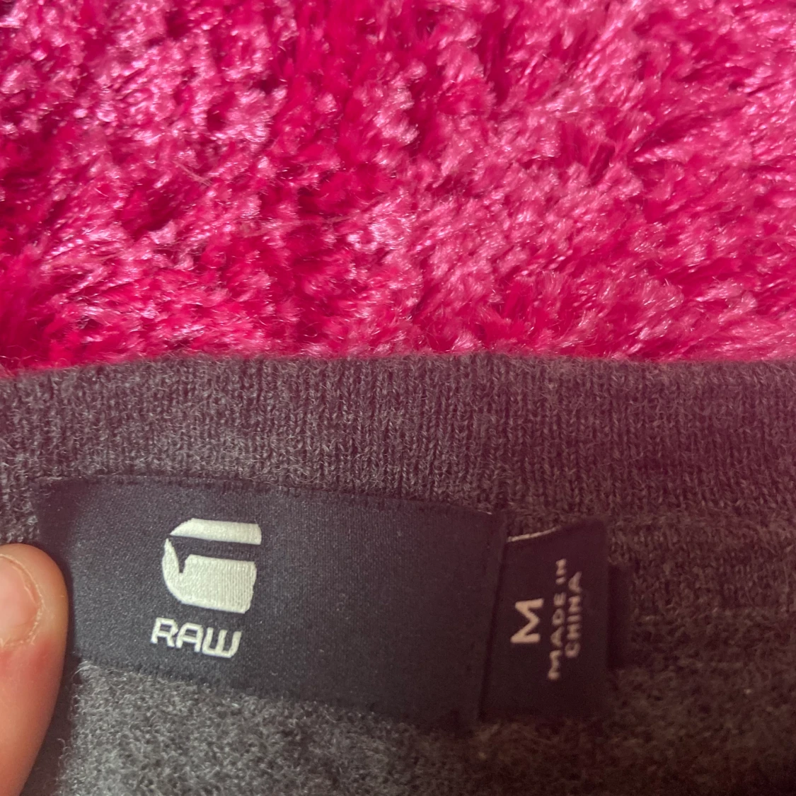 grå stickad tröja - 90