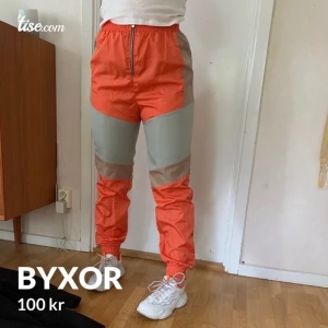 Boohoo byxor - Prasselbyxor