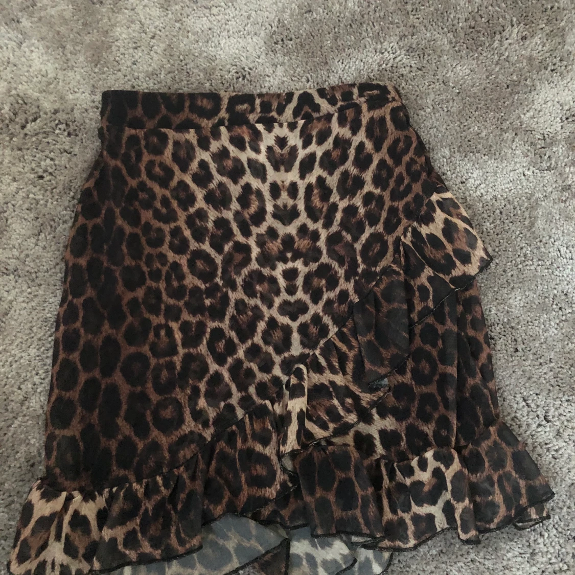 Leopardmönstrad kjol - 90