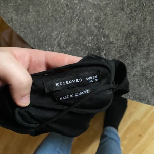 Body  - En body ifrån reserved. Stolek 34 . Inte använd 👍 