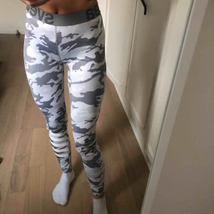  - Från Svea. Inte genomskinliga. Kan frakta för 49kr