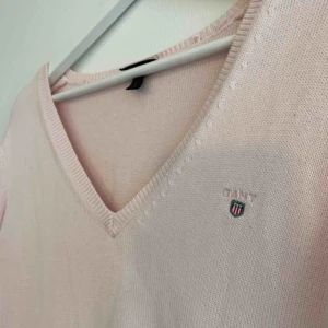  - VINTAGE GANT Pullover i storlek M (tycker den även passar S) 