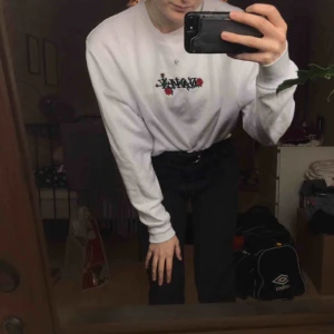  - Avklippt sweatshirt från hm