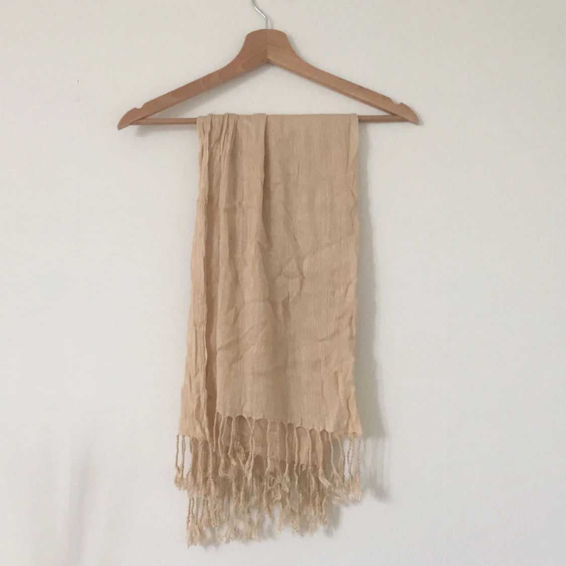 Beige scarf
