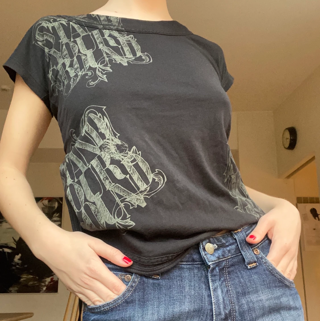 T-shirt med snörning och tryck