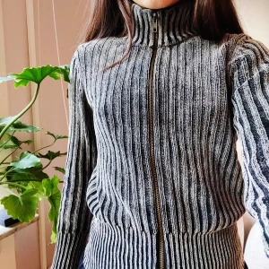 MEXX strl S/M  - Skön kofta i mkt bra skick! 