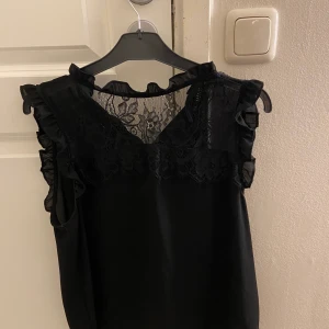 ZARA LINNE - Aldrig använt, mycket fint skick!