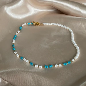Halsband - Ronja halsband från RePearl UF! Hämtas i Gävle på polhemsskolan eller skickas med frakt för 11kr✨