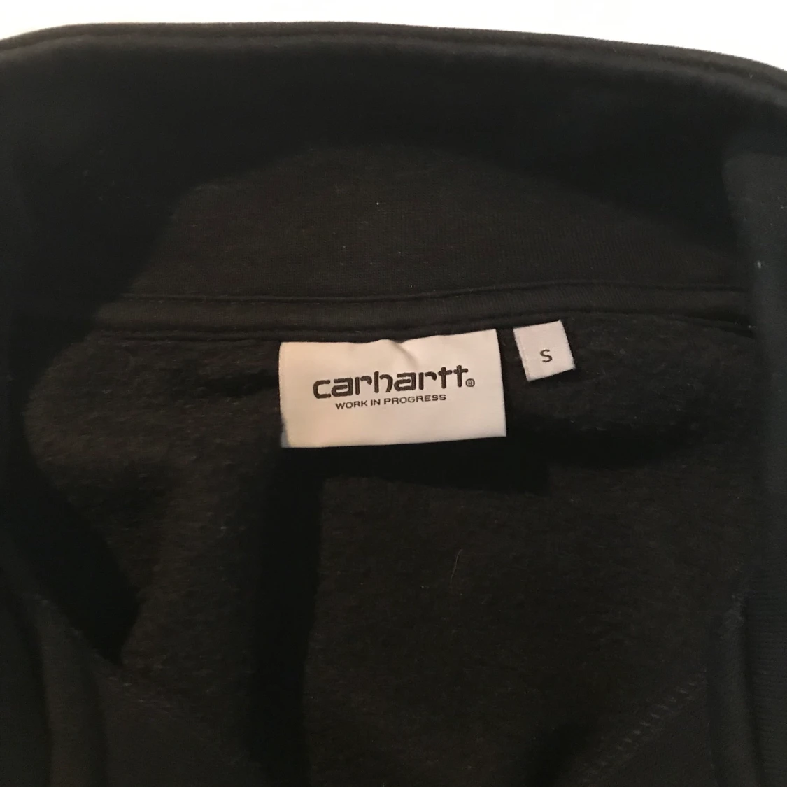 Carhartt black zip up sweater - 91