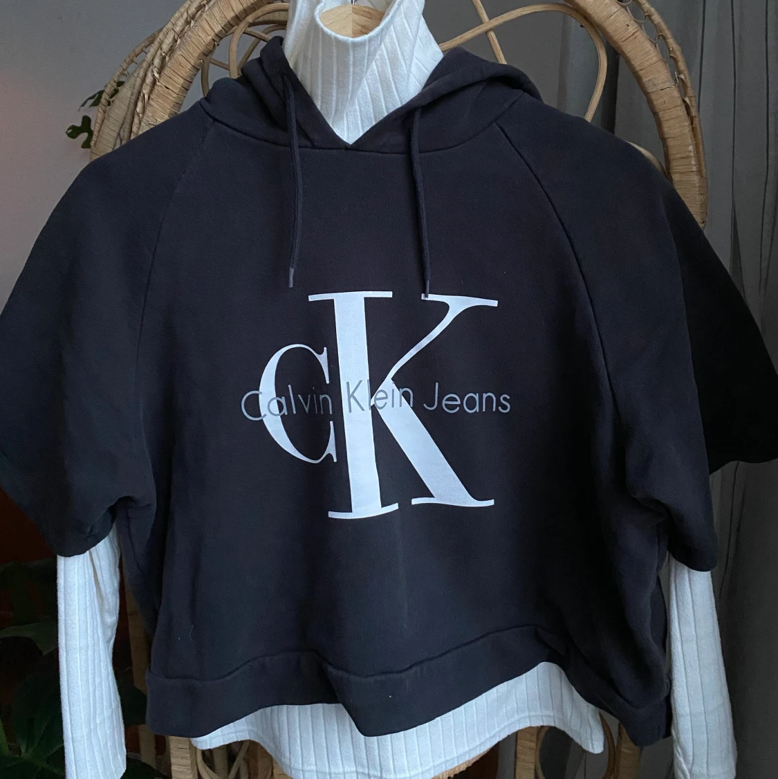 CALVIN KLEIN HOODIE - 91
