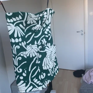 Jumpsuit - Använt 1 gång innan! Sitter jätte fint på! 