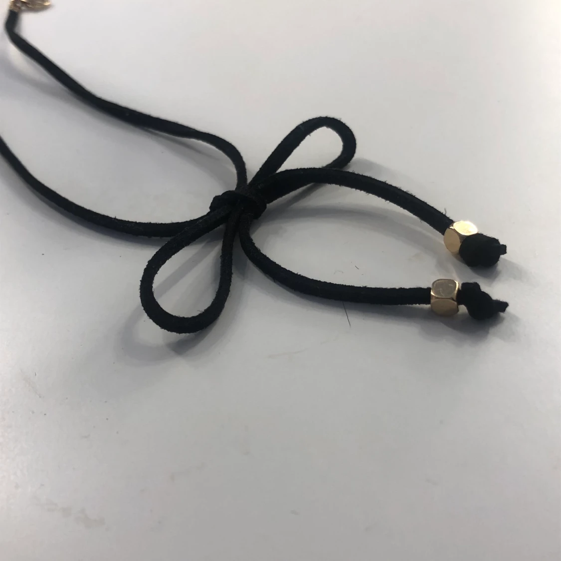 Choker med gulddetaljer⚡️⚡️ - 91