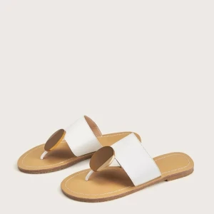 Sommar slides  - Sommarskor som passar till klänningar eller andra plagg :) I storlek 38-39. Ej använt. Fraktas I sin lilla låda. Ca 33 kr