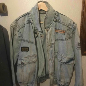  - Retro jeansjacka 