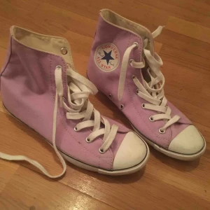  - Använda ett par gånger så i väldigt gott skick ☺️🌸