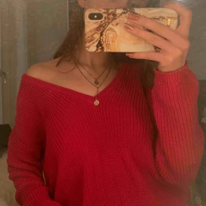  - Jättefin tröja från nakd, använd 3 gånger max! 💜 Rosa/Röd!