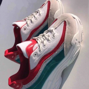  - Nya! Jätte bra kvalite.