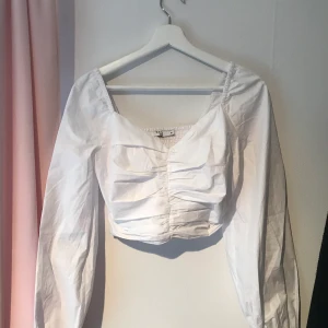 Festtopp från nakd  - Aldrig använd, bara provad. Nypris: 399kr