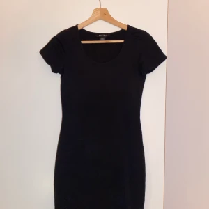 Klänning  - Klänning till salu 