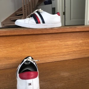 Tommy Hilfiger Skor  - Tommy skor, storlek 37