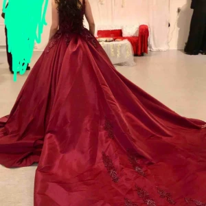  - Förlovningsklänning 