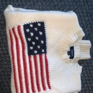  - Tröja ifrån gant