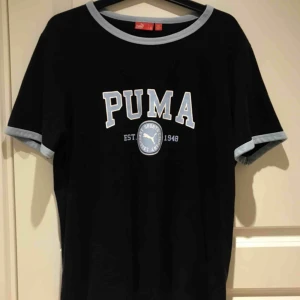  - Vintage tröja från Beyond Retro. Unisex och använd endast några gånger. Äkta Puma!! Möts i Stockholm! 