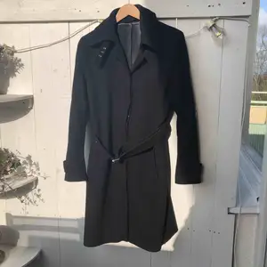 ✨Filippa K - Joan coat  ✨Storlek: Medium (passar en storlek 38) Längd 100cm. ✨Material: 80% ull 20% polyamid