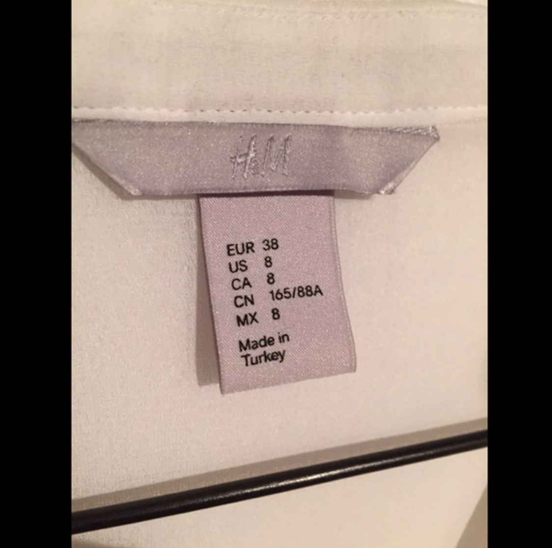 Draperad vit blus/top från H&M - 1420569559