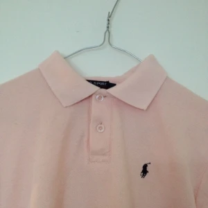 Rosa Ralph Lauren piké. Bra skick. - Rosa Ralph Lauren piké. Bra skick.