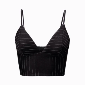  - Kritstrecksrandigt midjekort linne. Tyvärr för litet för mig och i fint skick.