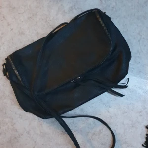 Väska  - Väska från hm