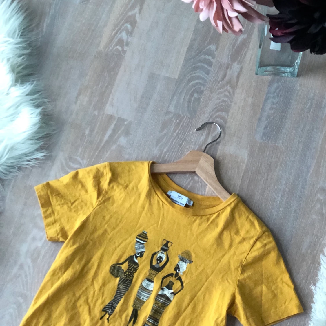 En gul tröja från Mango, storlek S. - 90