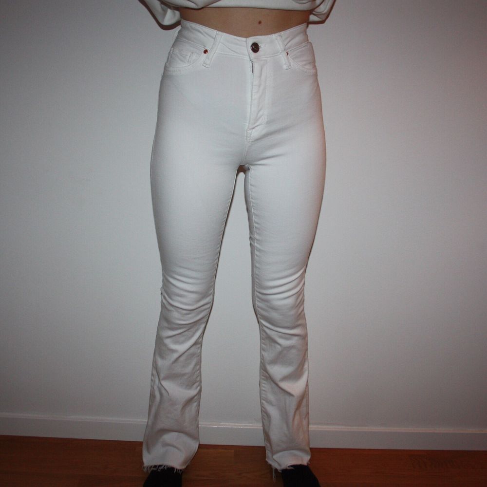 Vita Peachy Flare jeans BIKBOK | Plick Second Hand