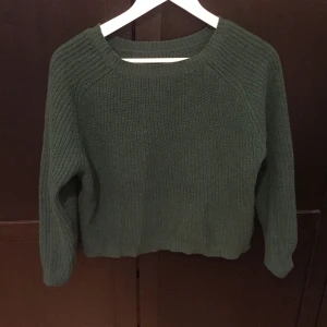  - Knitted Shirt. Lite använd 